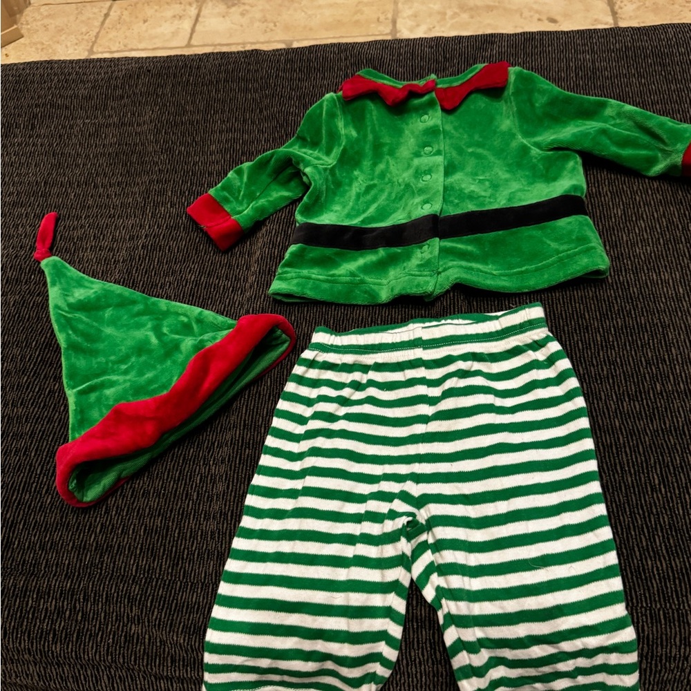 Elf babe costume used only for pictures! 3 months
